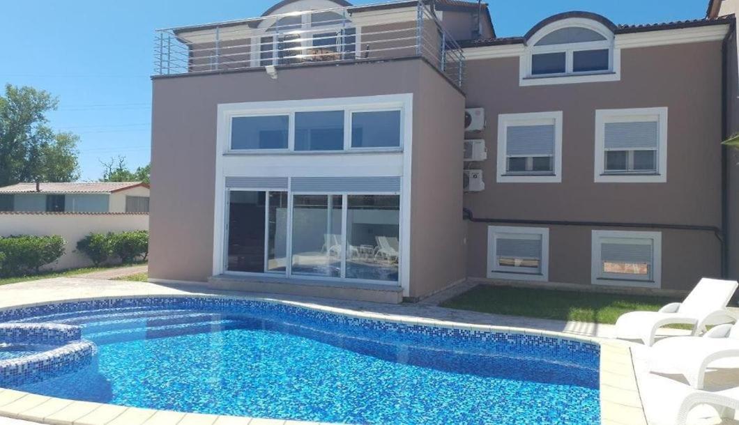 Villa Filip - Private Pool & Gym Pula Zewnętrze zdjęcie